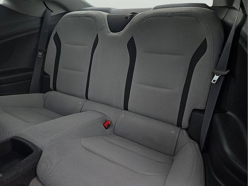 Used 2023 Chevrolet Camaro LT RWD image 10