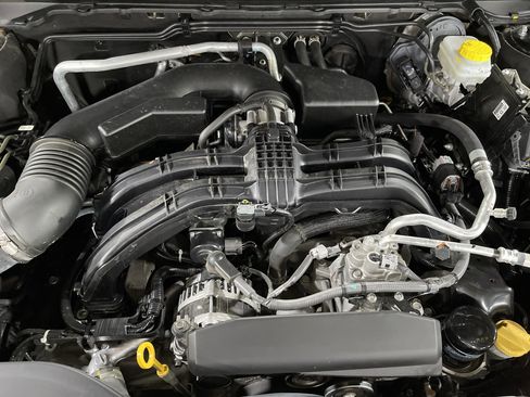 Used 2023 Subaru Outback Limited image 17