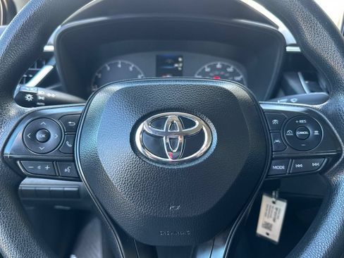 Used 2024 Toyota Corolla LE FWD image 33