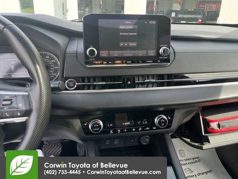 Used 2022 Mitsubishi Outlander SEL Black Edition AWD/4WD image 17