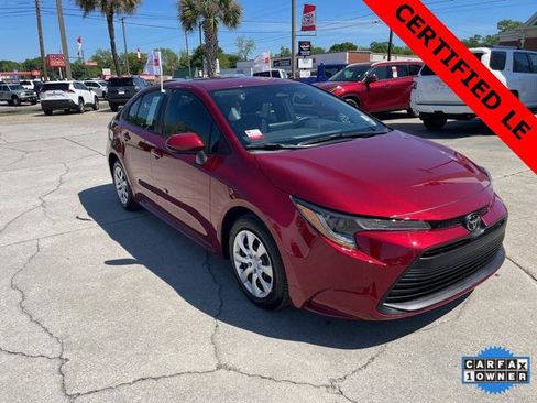 Used 2024 Toyota Corolla LE image 3