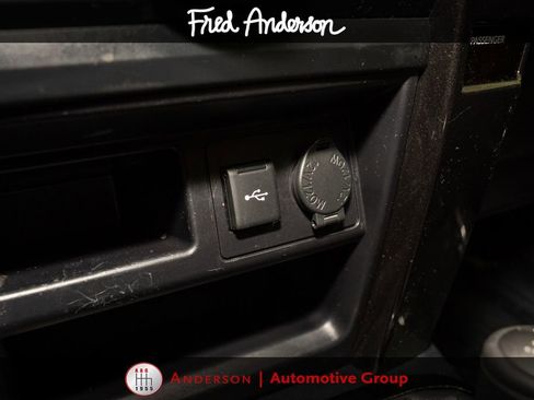 Used 2022 Toyota 4Runner TRD Off-Road Premium AWD/4WD image 15
