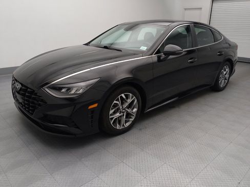 Used 2022 Hyundai Sonata SEL w/ Preferred Accessory Package FWD image 2