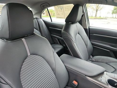 Used 2024 Toyota Camry SE w/ Cold Weather Package image 12