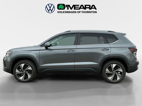 New 2025 Volkswagen Taos SE image 2