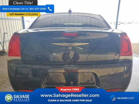 Used 2018 Chrysler 300 S w/ 300S Alloy Package image 8