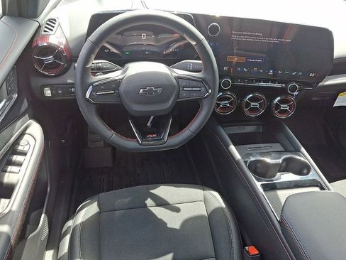 New 2025 Chevrolet Blazer EV RS RWD image 8