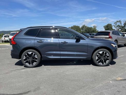 New 2026 Volvo XC60 B5 Plus w/ Protection Package Premier image 30