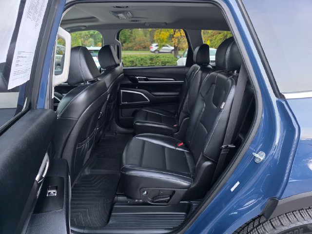 Certified 2024 Kia Telluride S w/ S Sunroof Package AWD/4WD image 17