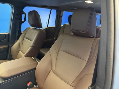 Used 2026 Toyota Land Cruiser w/ Premium Package AWD/4WD image 13
