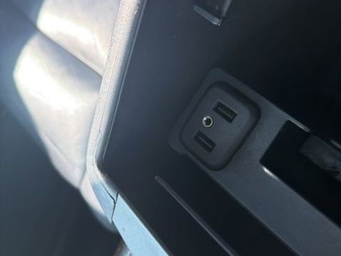 Used 2020 Chevrolet Tahoe LT image 39