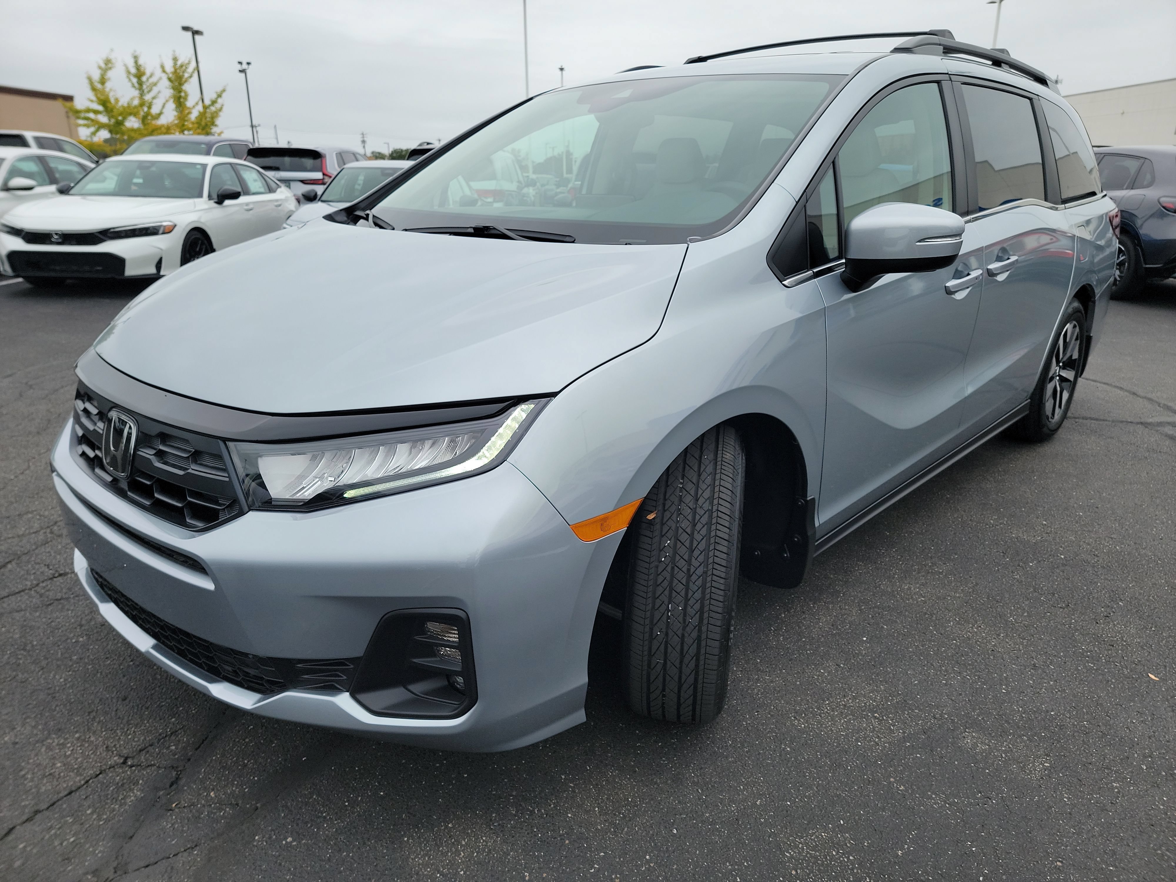 New 2027 Honda Odyssey EX-L image 3