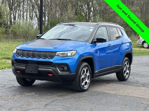 Used 2022 Jeep Compass Trailhawk AWD/4WD image 33