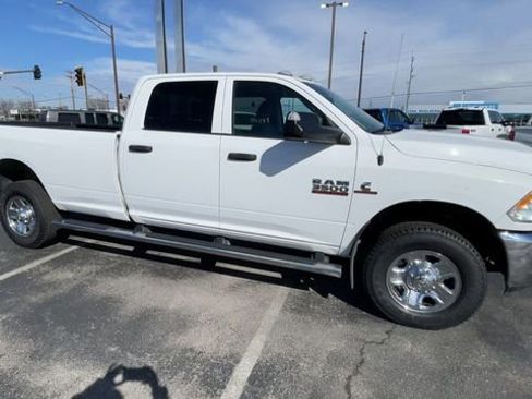 Used 2018 RAM 3500 Tradesman w/ Chrome Appearance Group image 3