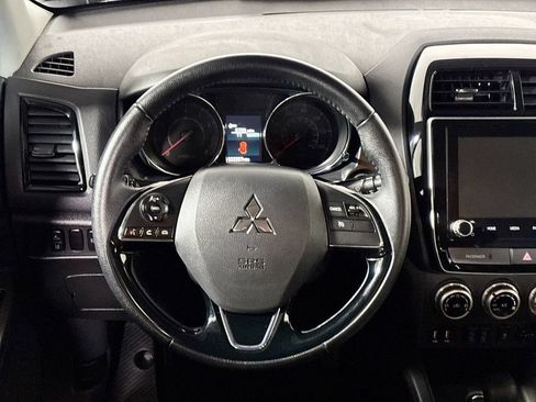 Used 2025 Mitsubishi Outlander Sport ES AWD/4WD image 13