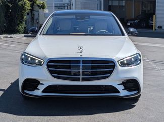 Used 2022 Mercedes-Benz S 580 4MATIC Sedan video 2