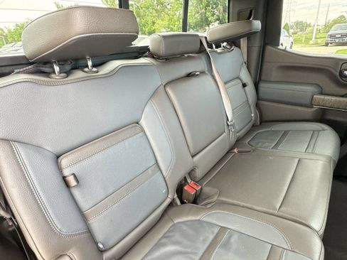 Used 2021 GMC Sierra 1500 Denali w/ Denali Ultimate Package AWD/4WD image 31
