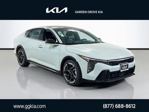 New 2025 Kia K4 GT-Line image 1