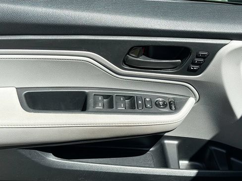 Used 2020 Honda Odyssey EX-L image 18