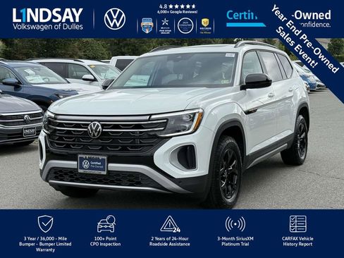 Certified 2025 Volkswagen Atlas Peak Edition SE image 4