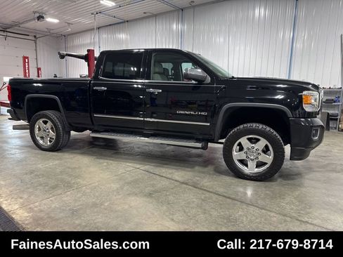 Used 2015 GMC Sierra 2500 Denali w/ Duramax Plus Package image 24