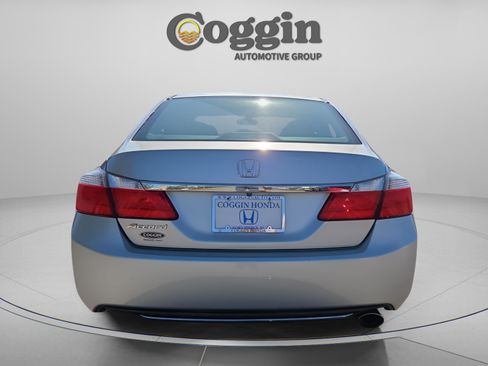 Used 2015 Honda Accord LX image 4