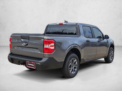 New 2026 Ford Maverick XLT w/ XLT Luxury Package FWD image 2