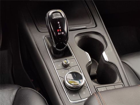 Used 2020 Cadillac XT4 Sport image 21