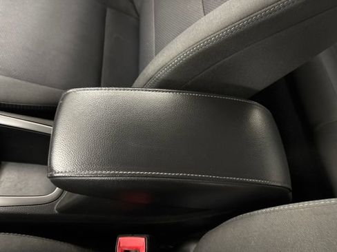 Used 2019 Chevrolet Cruze LT image 48