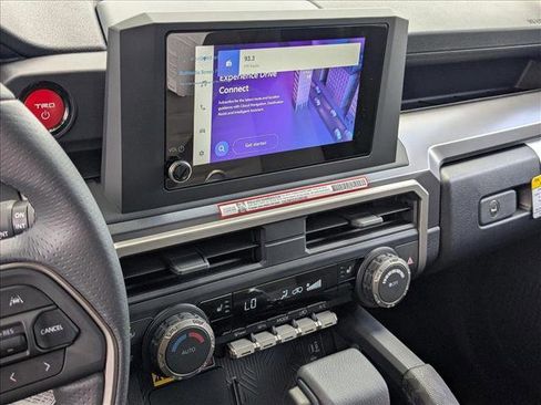 New 2025 Toyota 4Runner 4WD image 11