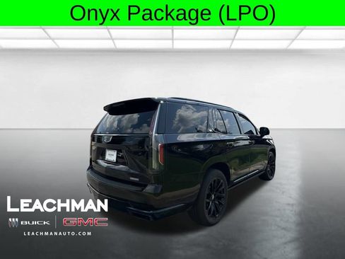 Used 2021 Cadillac Escalade Sport w/ Driver Assist Tech Package AWD/4WD image 6