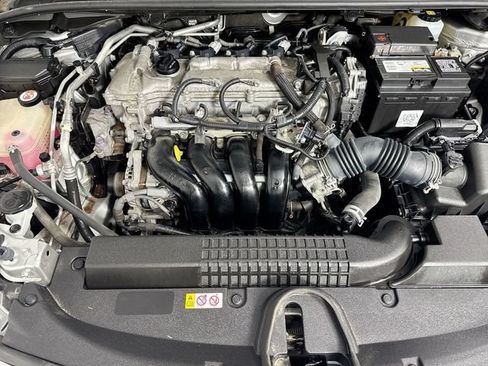 Used 2020 Toyota Corolla LE FWD image 26