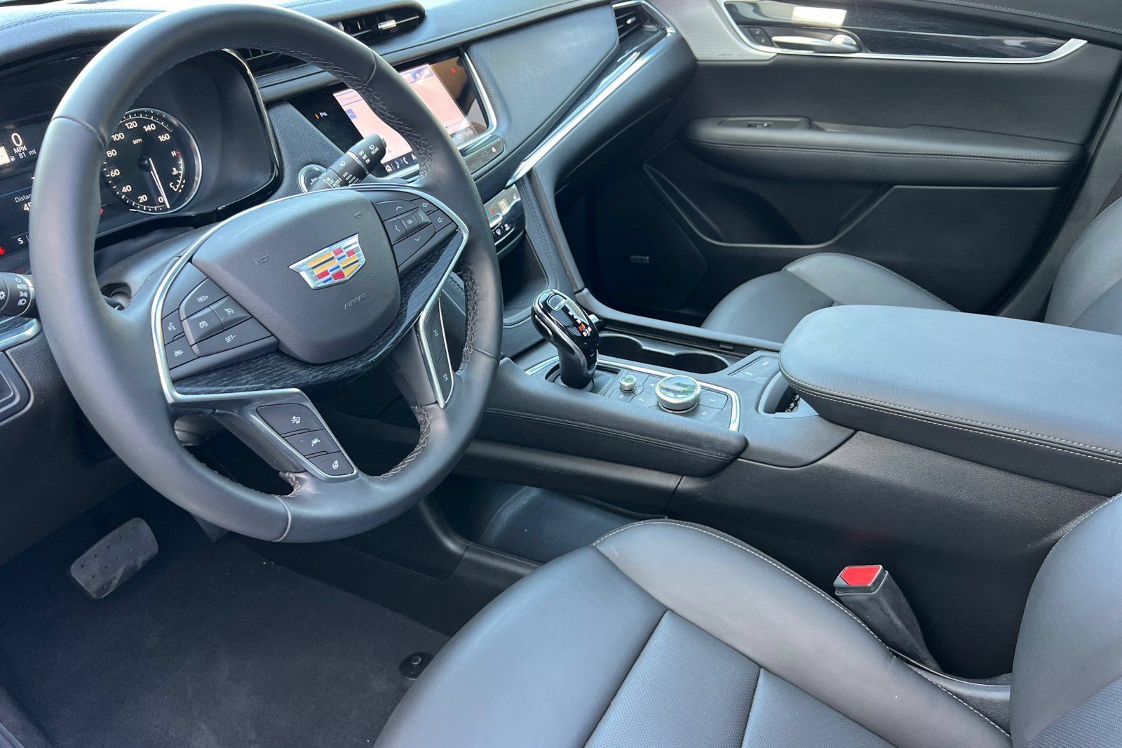 Used 2024 Cadillac XT5 Premium Luxury FWD image 11