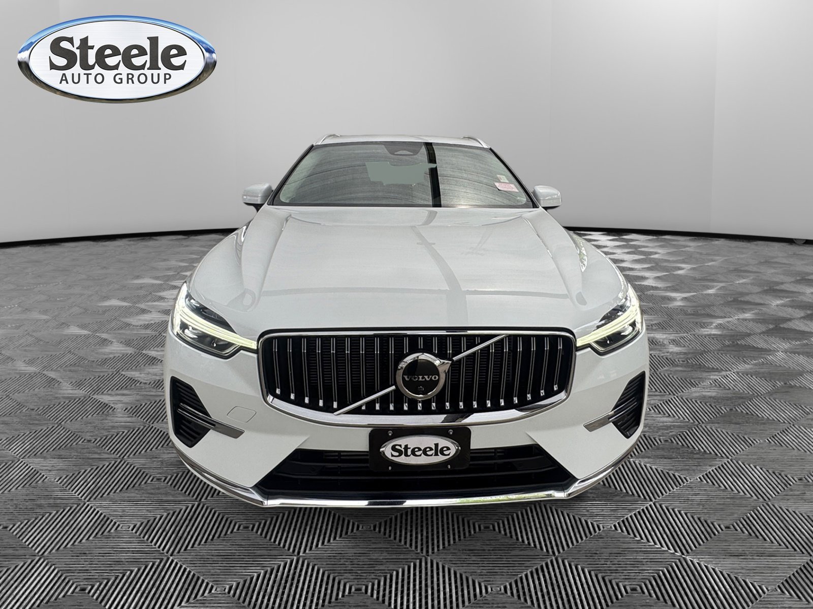 Used 2023 Volvo XC60 T8 Plus AWD/4WD image 8