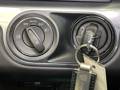 Used 2014 Porsche Cayman S image 36