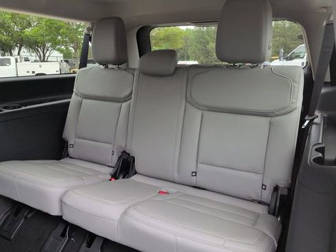 New 2026 Ford Expedition Max Active RWD image 13