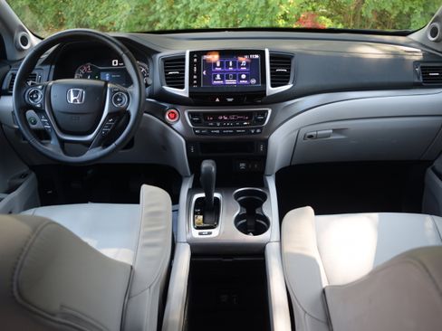 Used 2017 Honda Pilot EX-L image 8