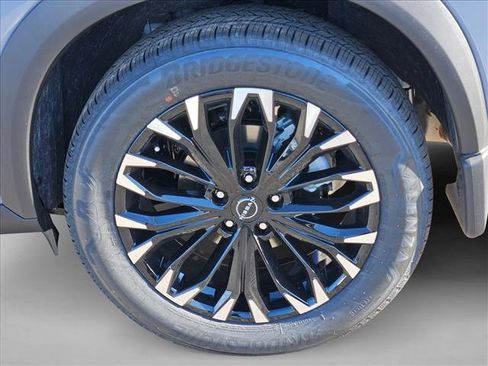 New 2026 Nissan Rogue SV image 9