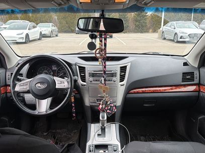 Used 2011 Subaru Outback 3.6R Limited w/ PWR Moonroof Pkg