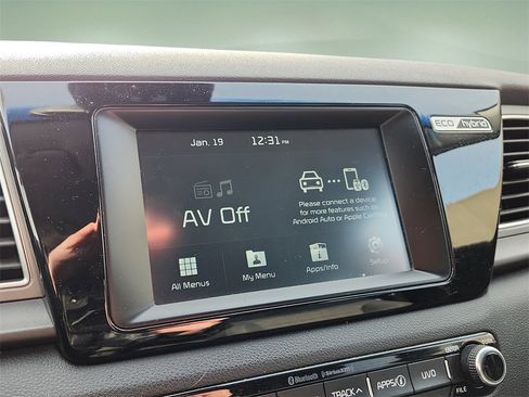 Used 2018 Kia Niro LX image 28