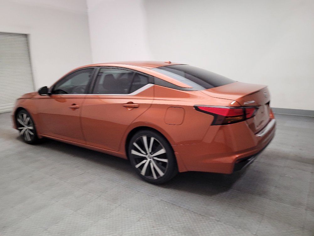 Used 2020 Nissan Altima 2.5 SR FWD image 3