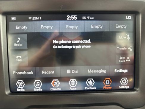 Used 2019 Jeep Renegade Latitude w/ Cold Weather Group AWD/4WD image 33
