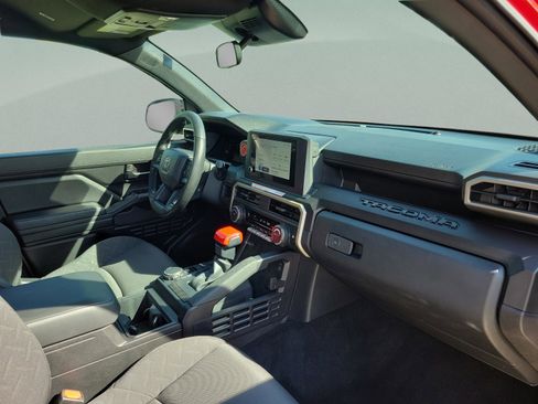Certified 2025 Toyota Tacoma SR AWD/4WD image 27