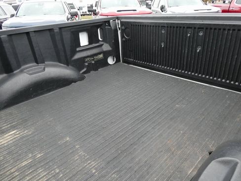 Used 2019 Ford F150 XLT w/ Equipment Group 301A Mid image 7