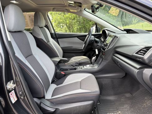 Used 2019 Subaru Crosstrek 2.0i Premium AWD/4WD image 19