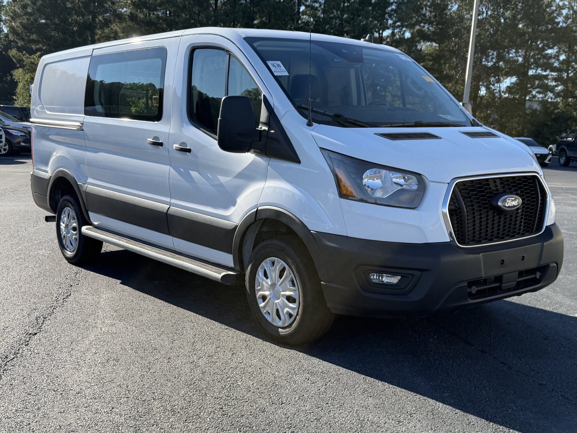 Used 2025 Ford Transit 250 Low Roof w/ Exterior Upgrade Package RWD image 20