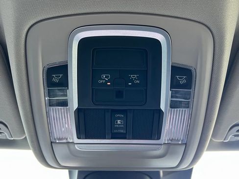 Used 2022 RAM 1500 Laramie RWD image 21