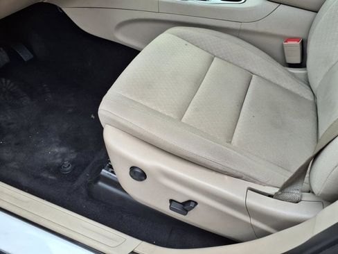 Used 2022 Jeep Grand Cherokee Laredo E image 18