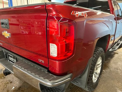 Used 2018 Chevrolet Silverado 1500 LTZ AWD/4WD image 13