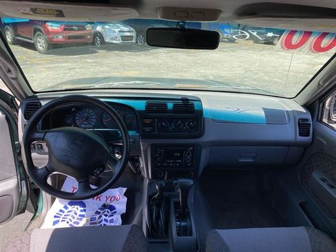 Used 2000 Nissan Xterra XE image 9